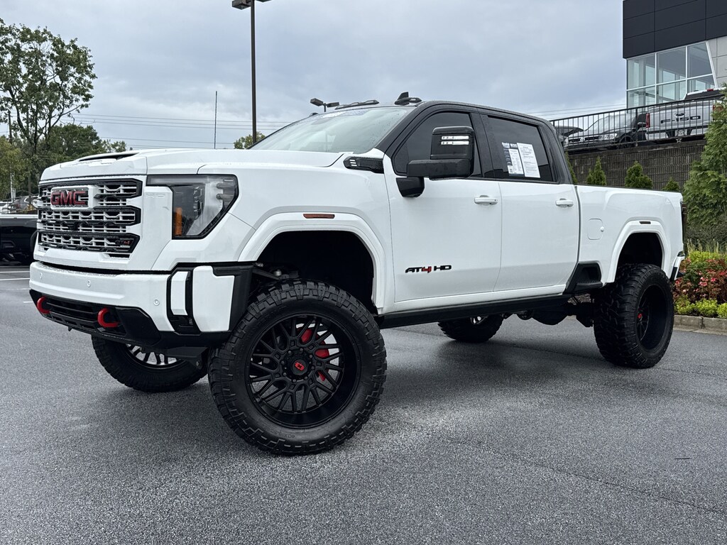 Used 2024 GMC Sierra 2500HD AT4 Pickup