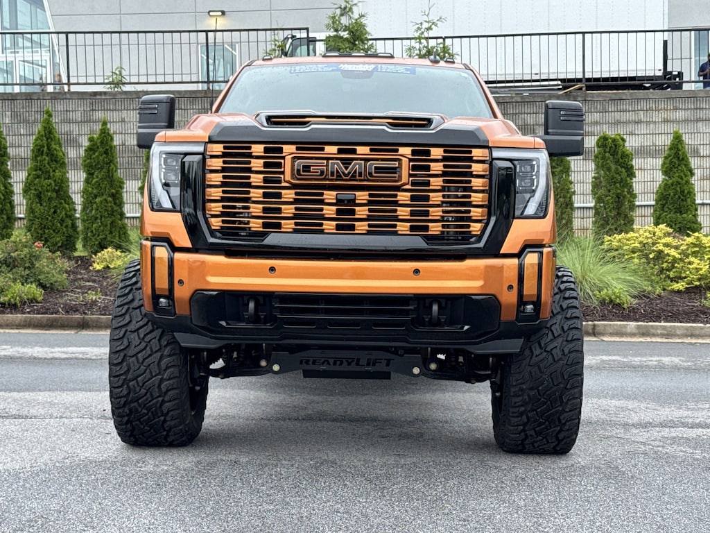 Used 2024 GMC Sierra 2500HD Denali Pickup