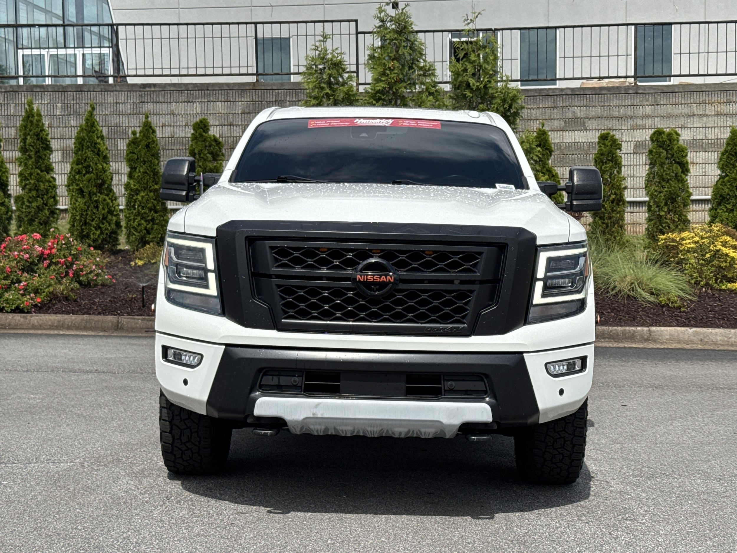 2021 Nissan Titan XD PRO-4X photo 2