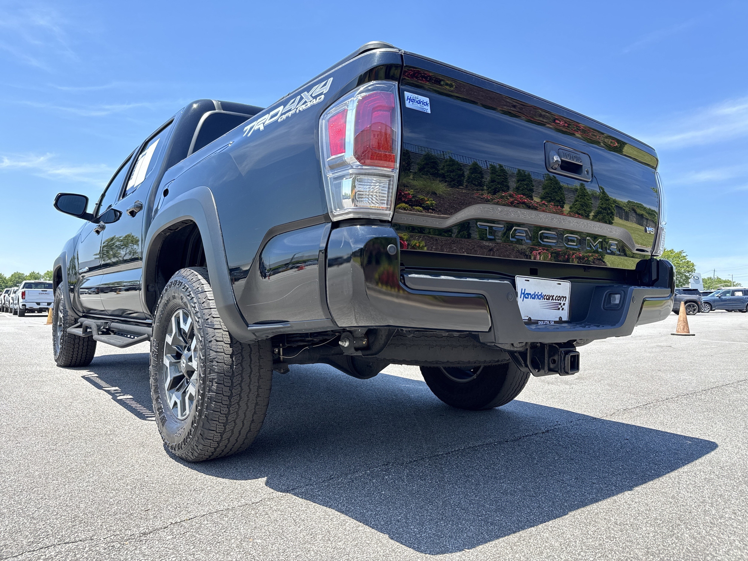 2023 Toyota Tacoma 4WD TRD Off Road photo 3