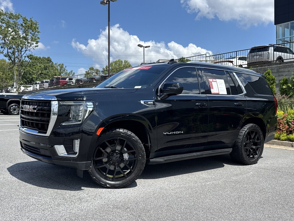 Used 2022 GMC Yukon SLE SUV