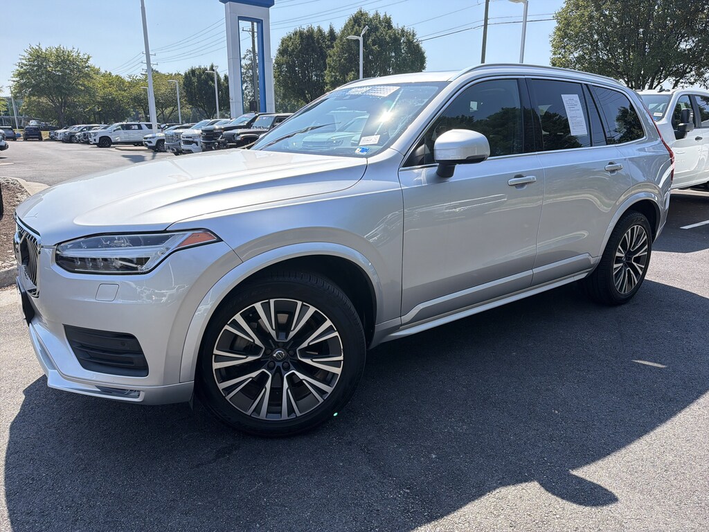Used 2021 Volvo XC90 Momentum SUV