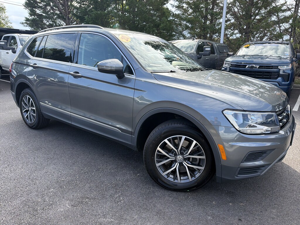 Used 2020 Volkswagen Tiguan SE SUV