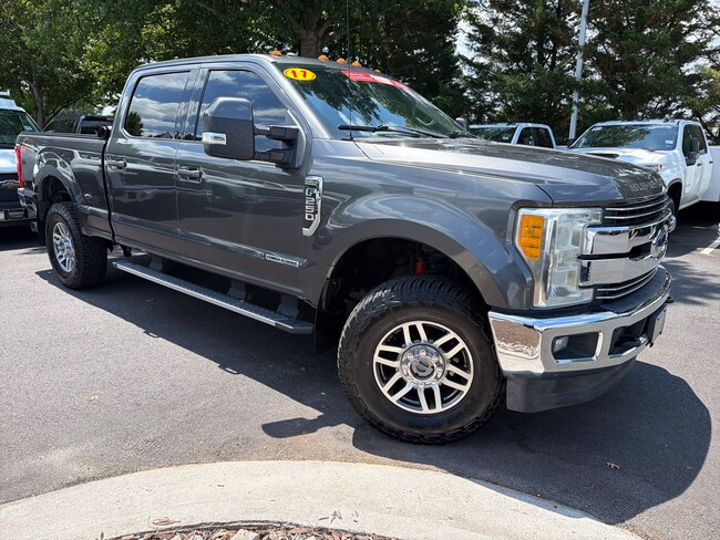 2017 Ford Super Duty F-250 SRW Lariat Pickup