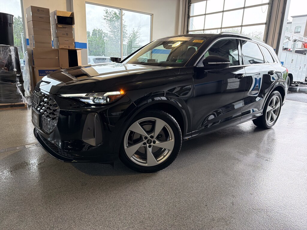 Used 2025 Audi Q5 Prestige SUV