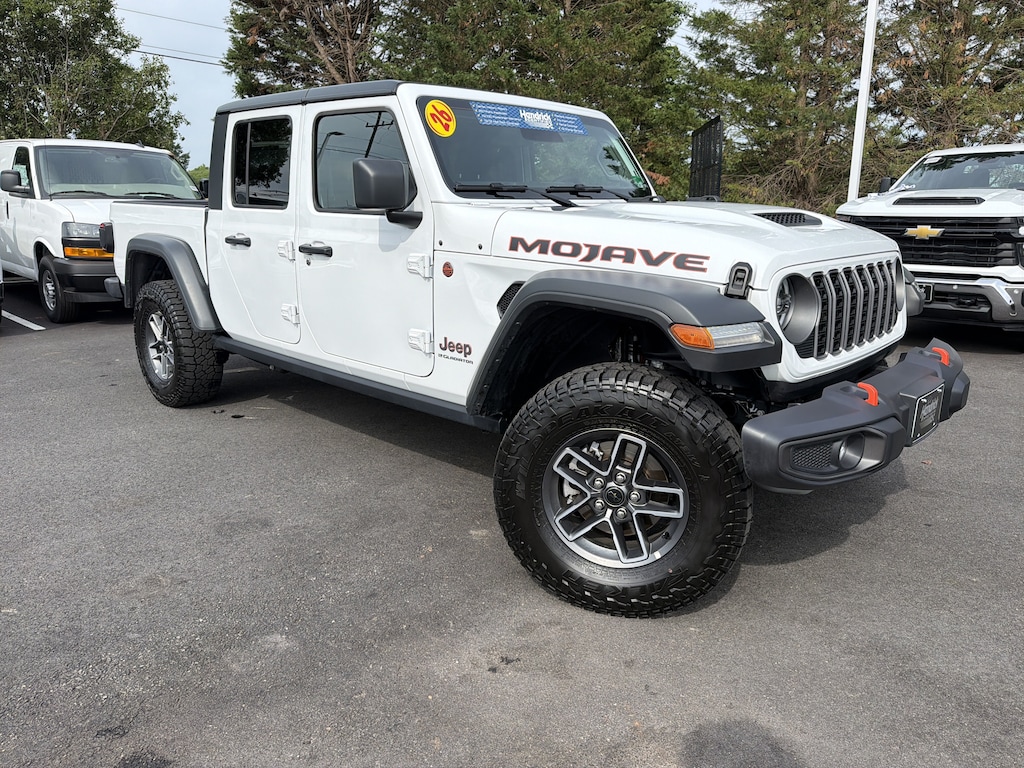 Used 2026 Jeep Gladiator Mojave Pickup