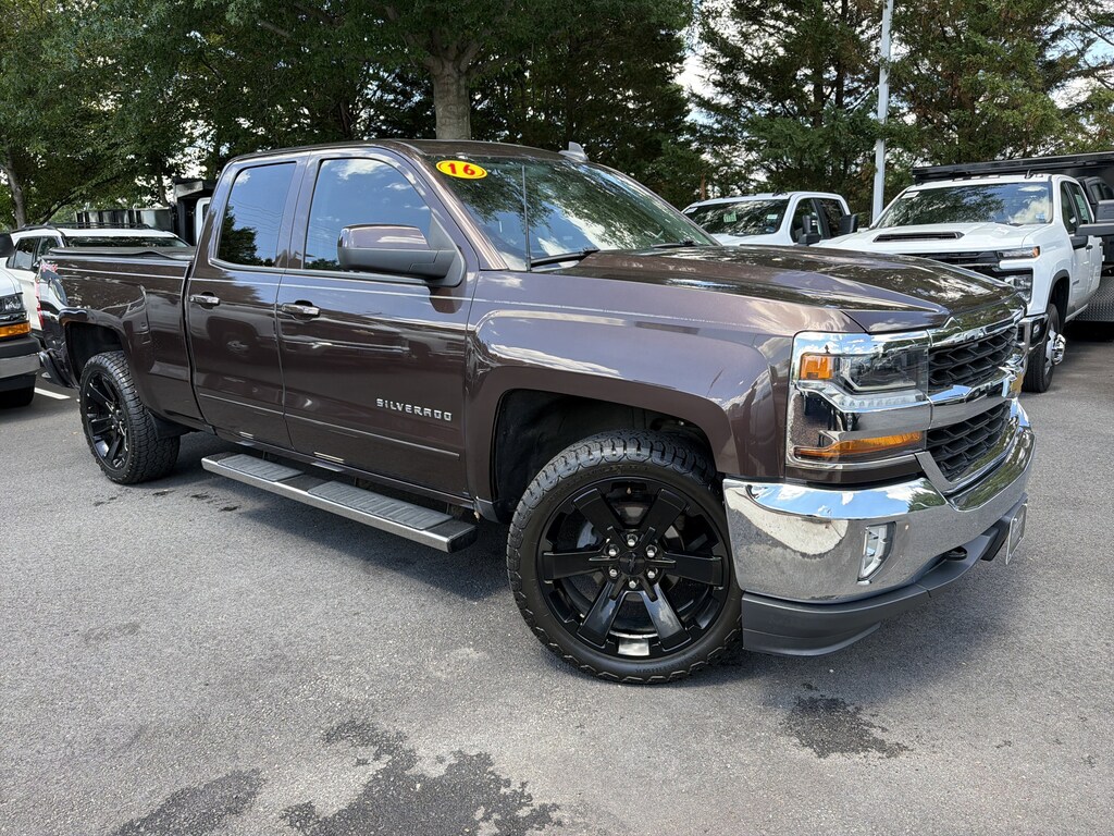 Used 2016 Chevrolet Silverado 1500 LT Pickup