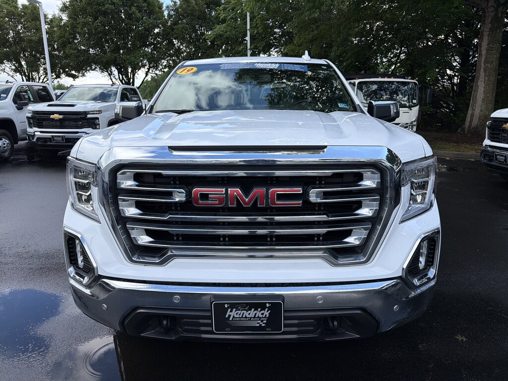 Used 2019 GMC Sierra 1500 SLT Pickup