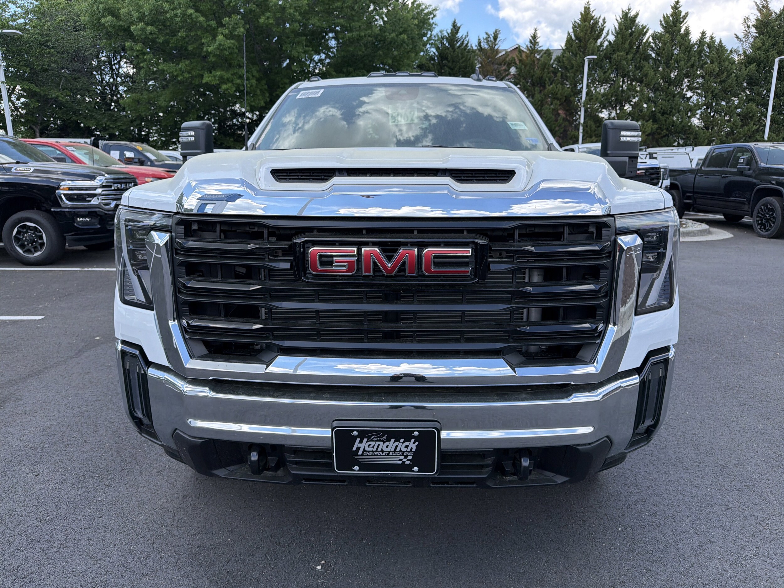 GMC Sierra 3500HD CC Pro