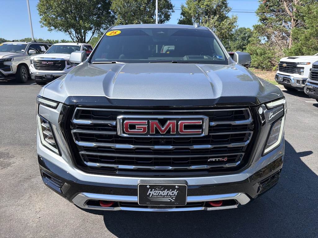 Used 2025 GMC Yukon XL AT4 SUV