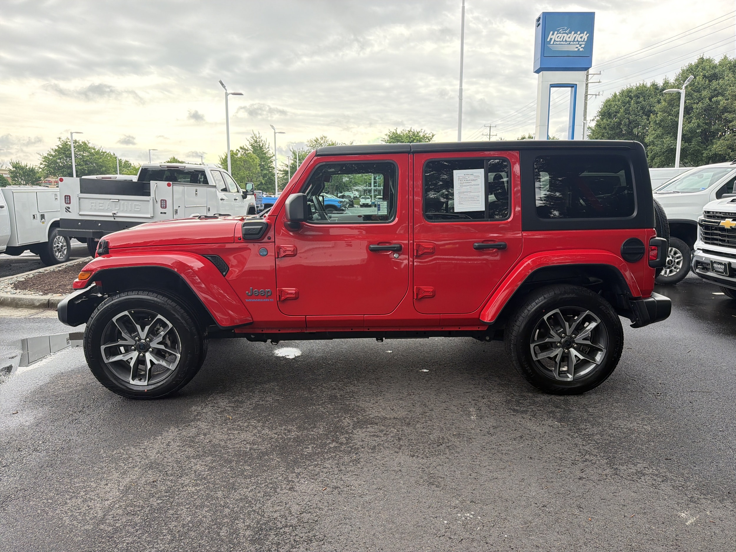 Jeep Wrangler 4xe Sport S