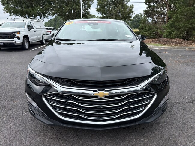 2024 Chevrolet Malibu LT Sedan