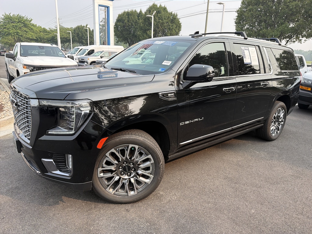 Used 2024 GMC Yukon XL Denali Ultimate SUV