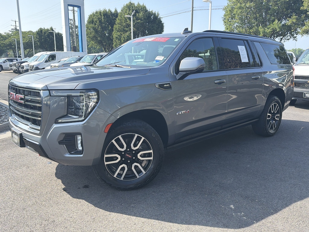 Used 2022 GMC Yukon XL AT4 SUV