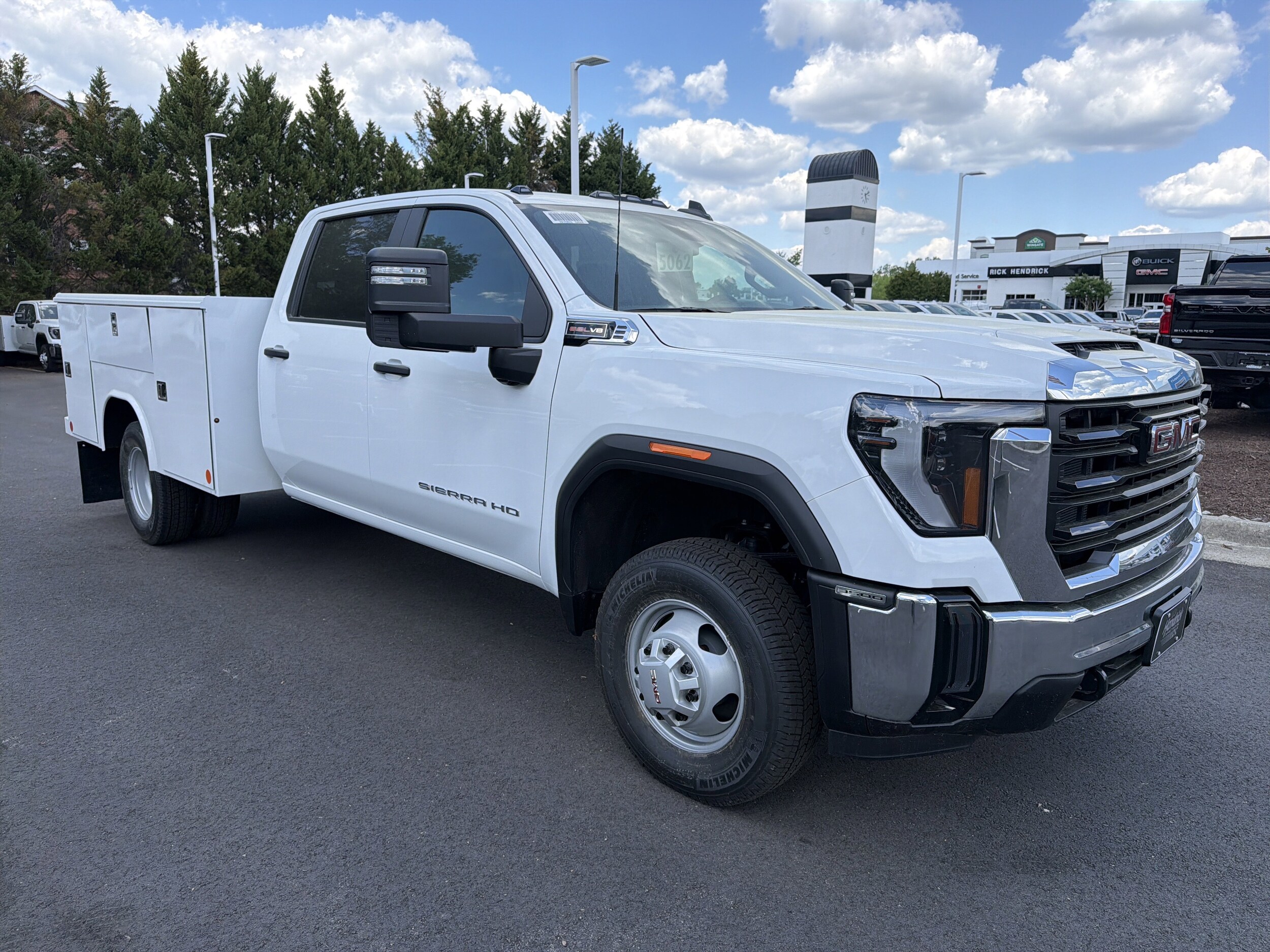GMC Sierra 3500HD CC Pro