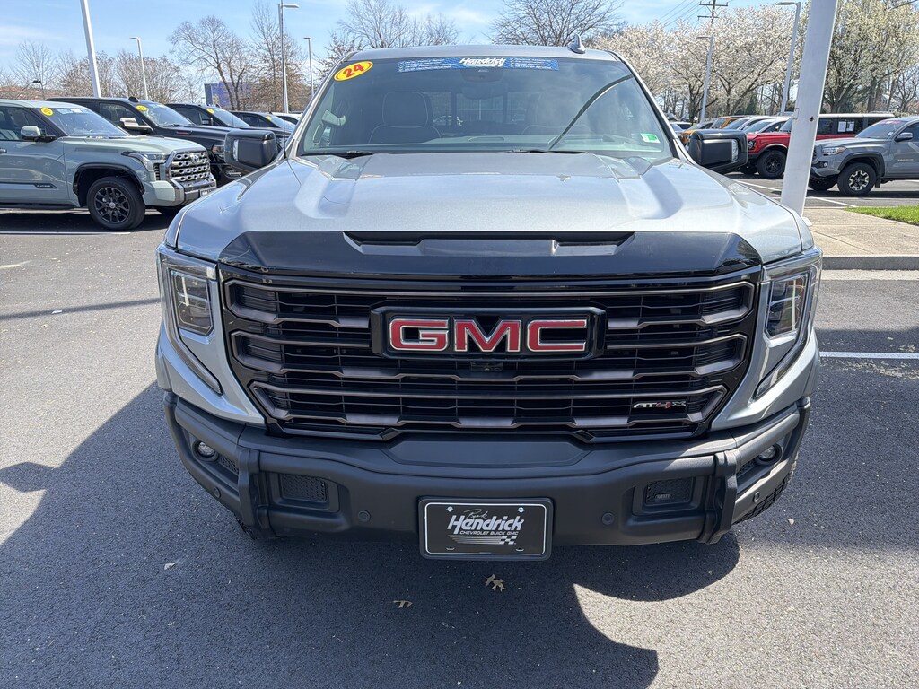 Used 2024 GMC Sierra 1500 AT4X Pickup