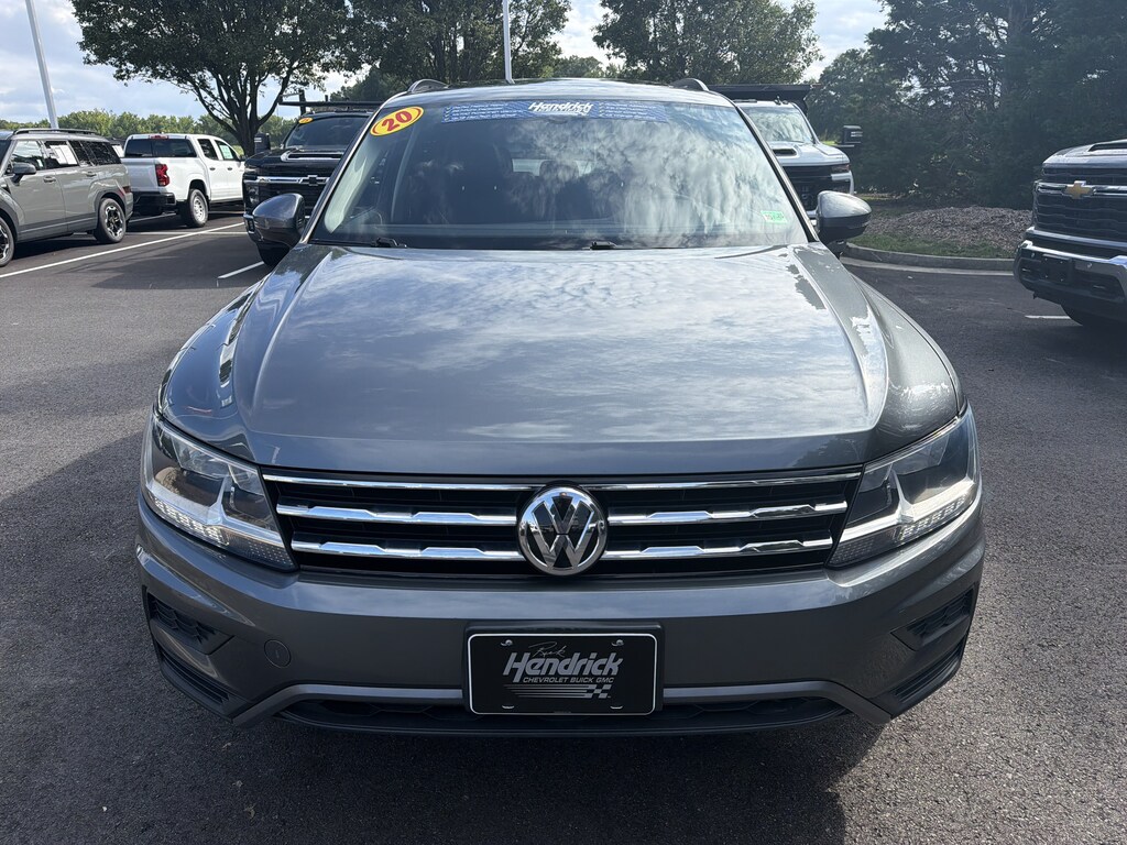 Used 2020 Volkswagen Tiguan SE SUV