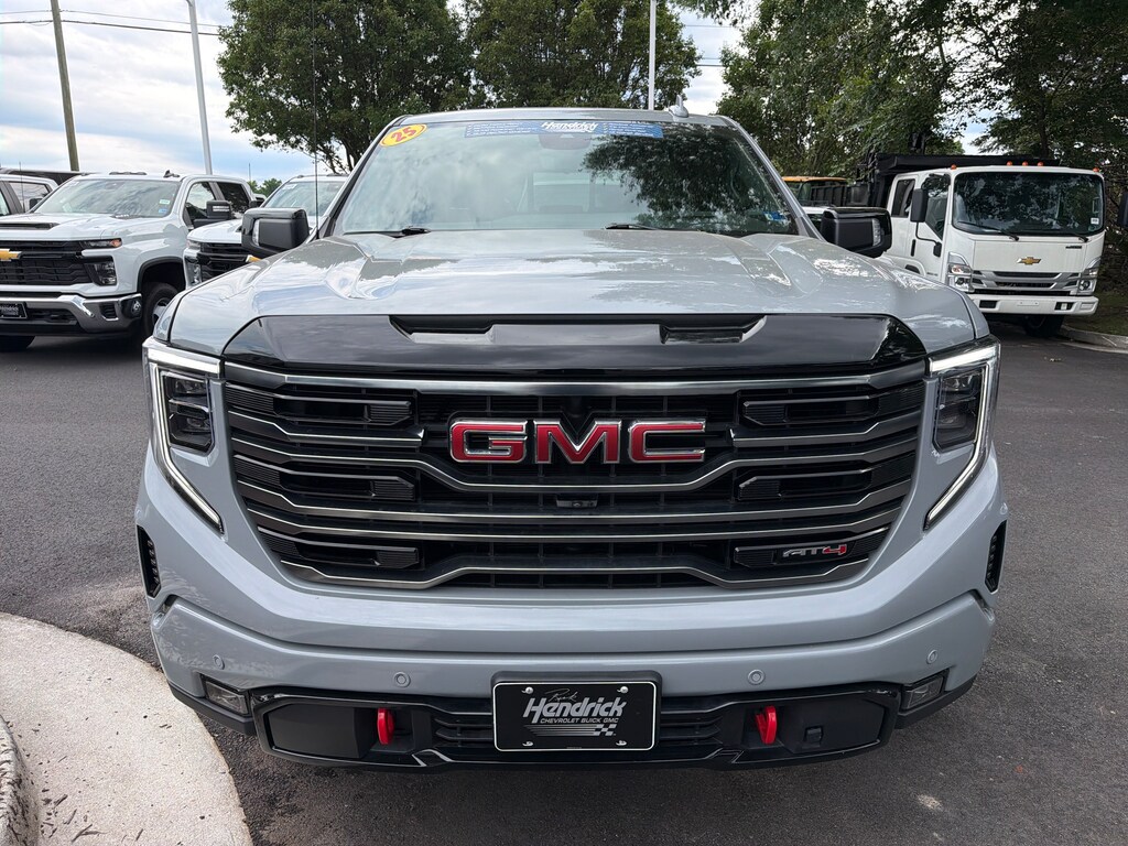 Used 2025 GMC Sierra 1500 AT4 Pickup