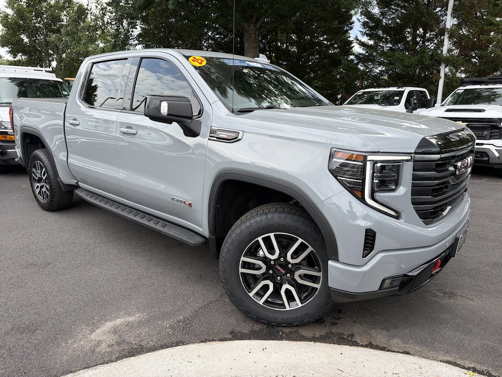 Used 2025 GMC Sierra 1500 AT4 Pickup
