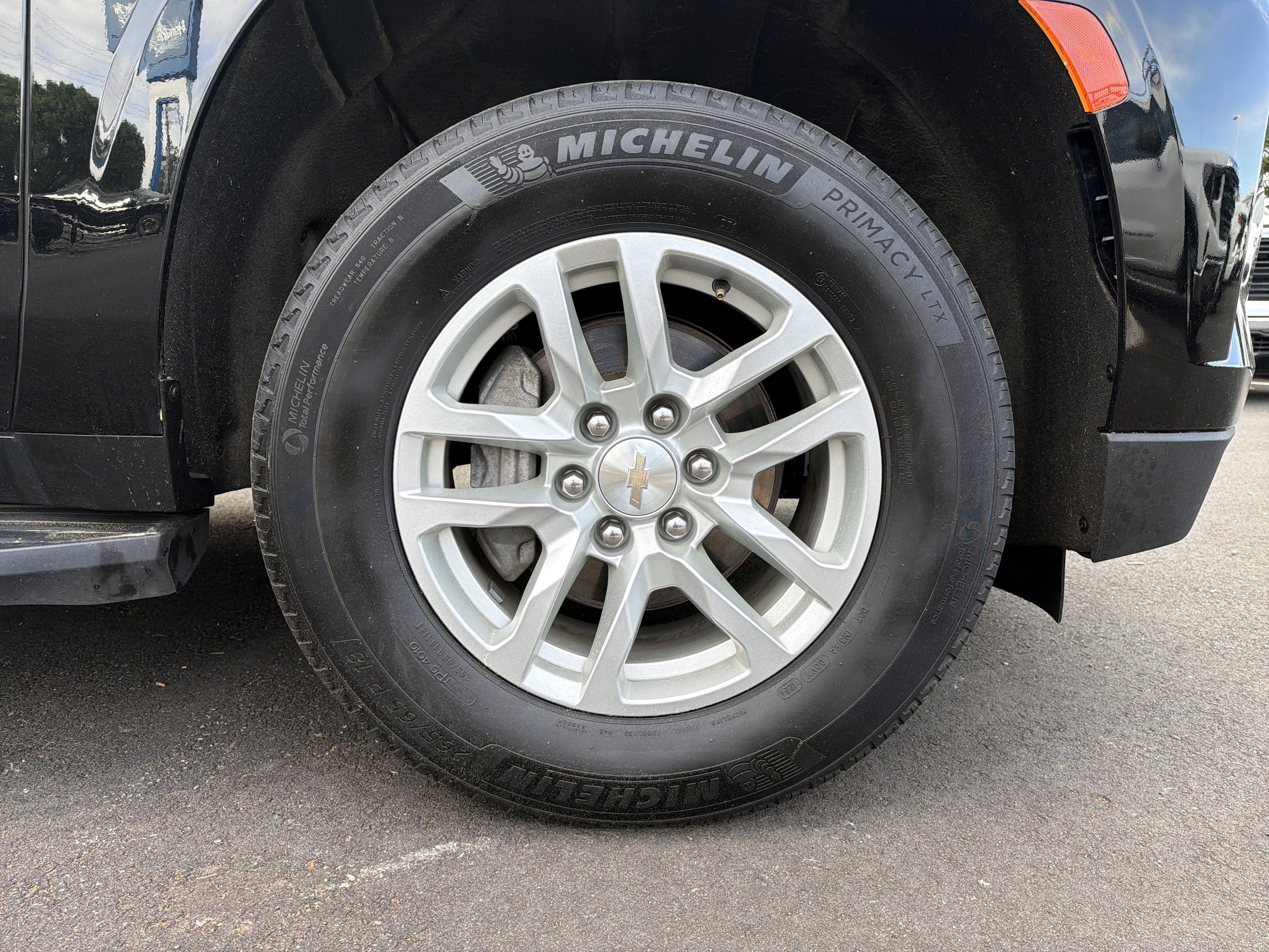 Chevrolet Suburban LT