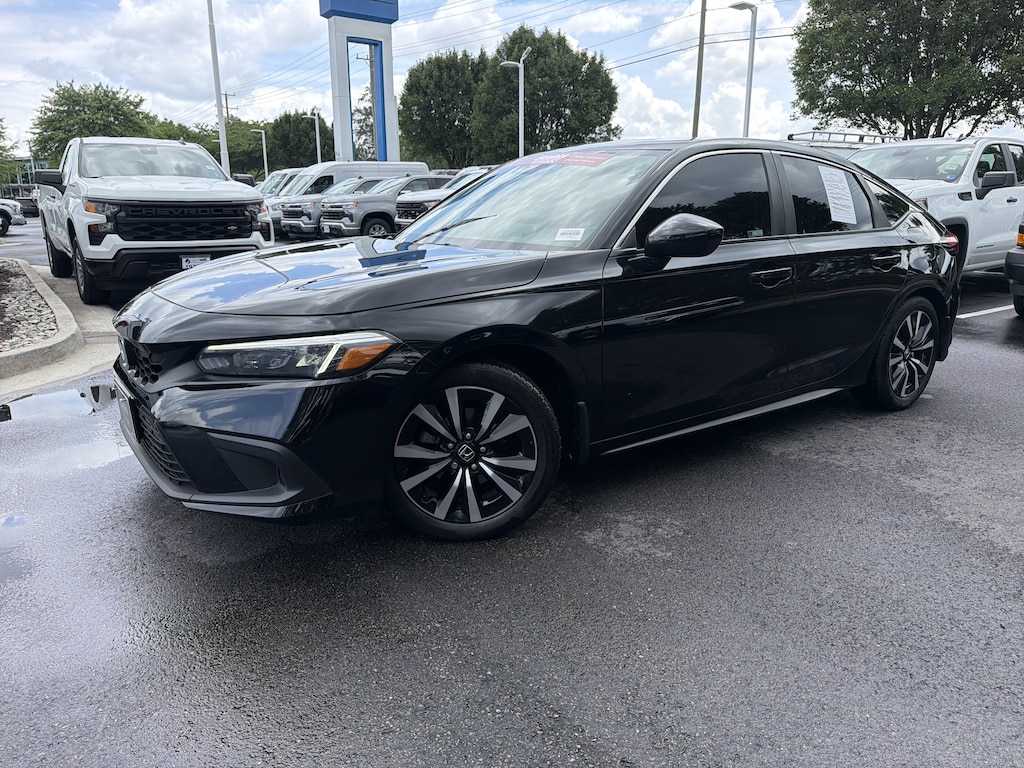 Used 2024 Honda Civic EX-L Hatchback