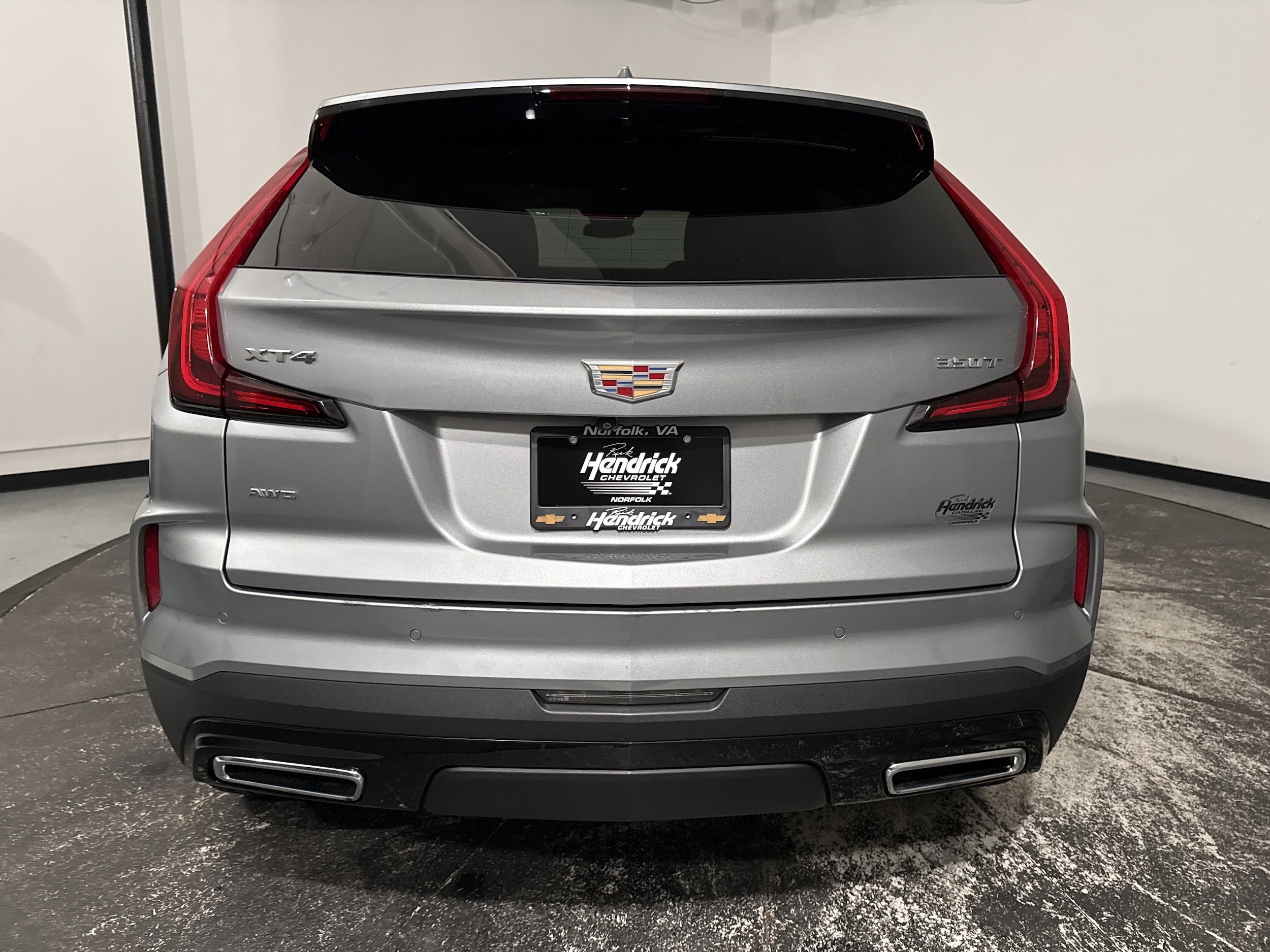 2024 CADILLAC XT4 AWD Premium Luxury photo 3