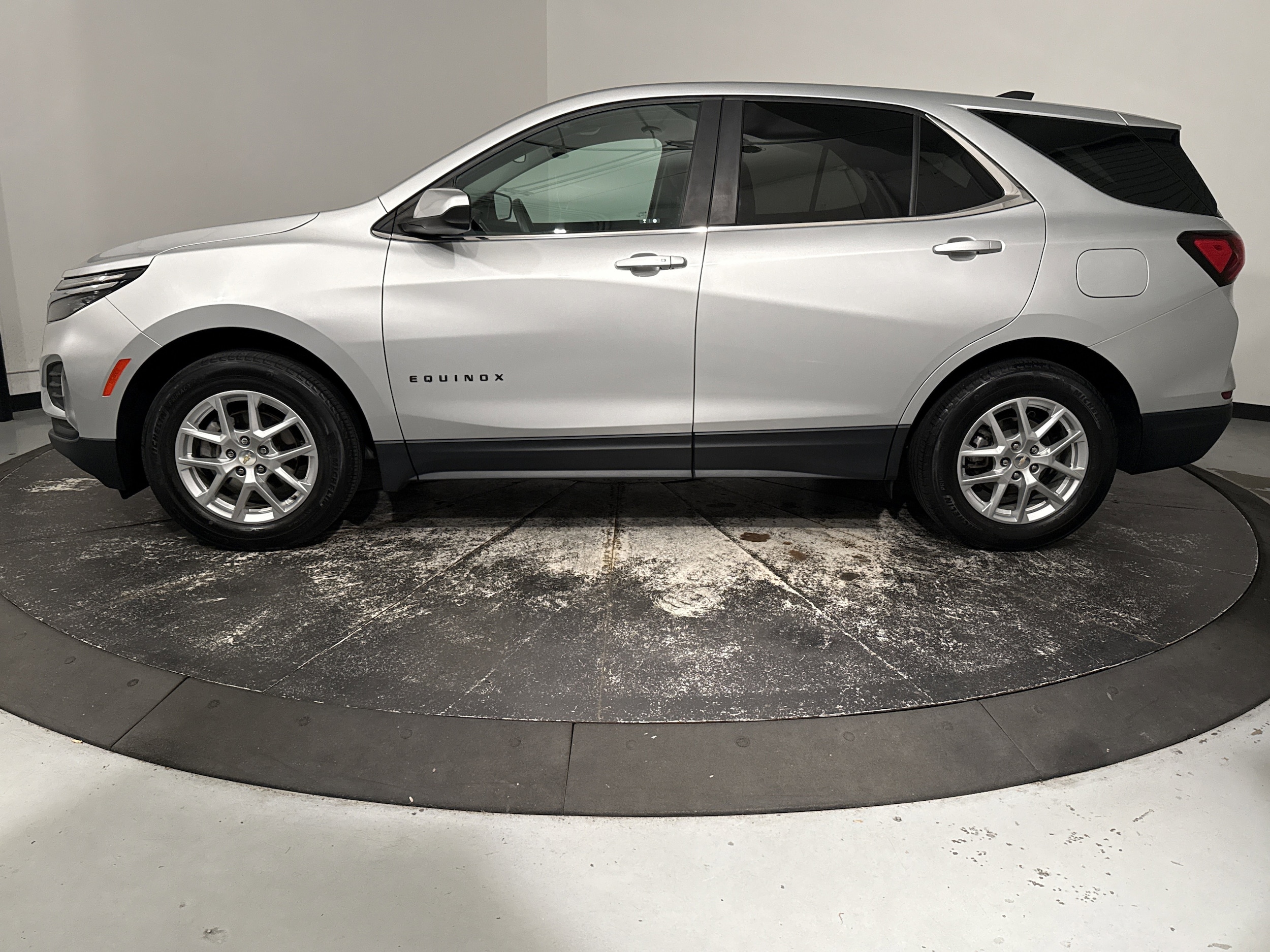 2022 Chevrolet Equinox LT photo 5