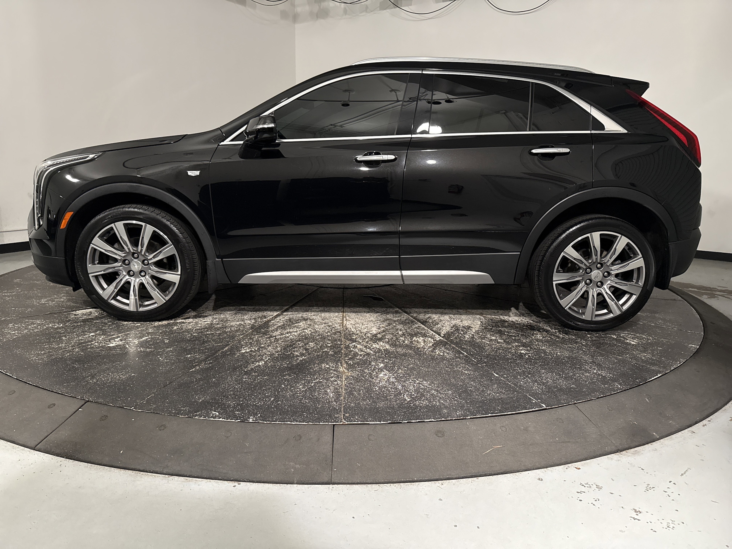 2023 CADILLAC XT4 AWD Premium Luxury photo 4