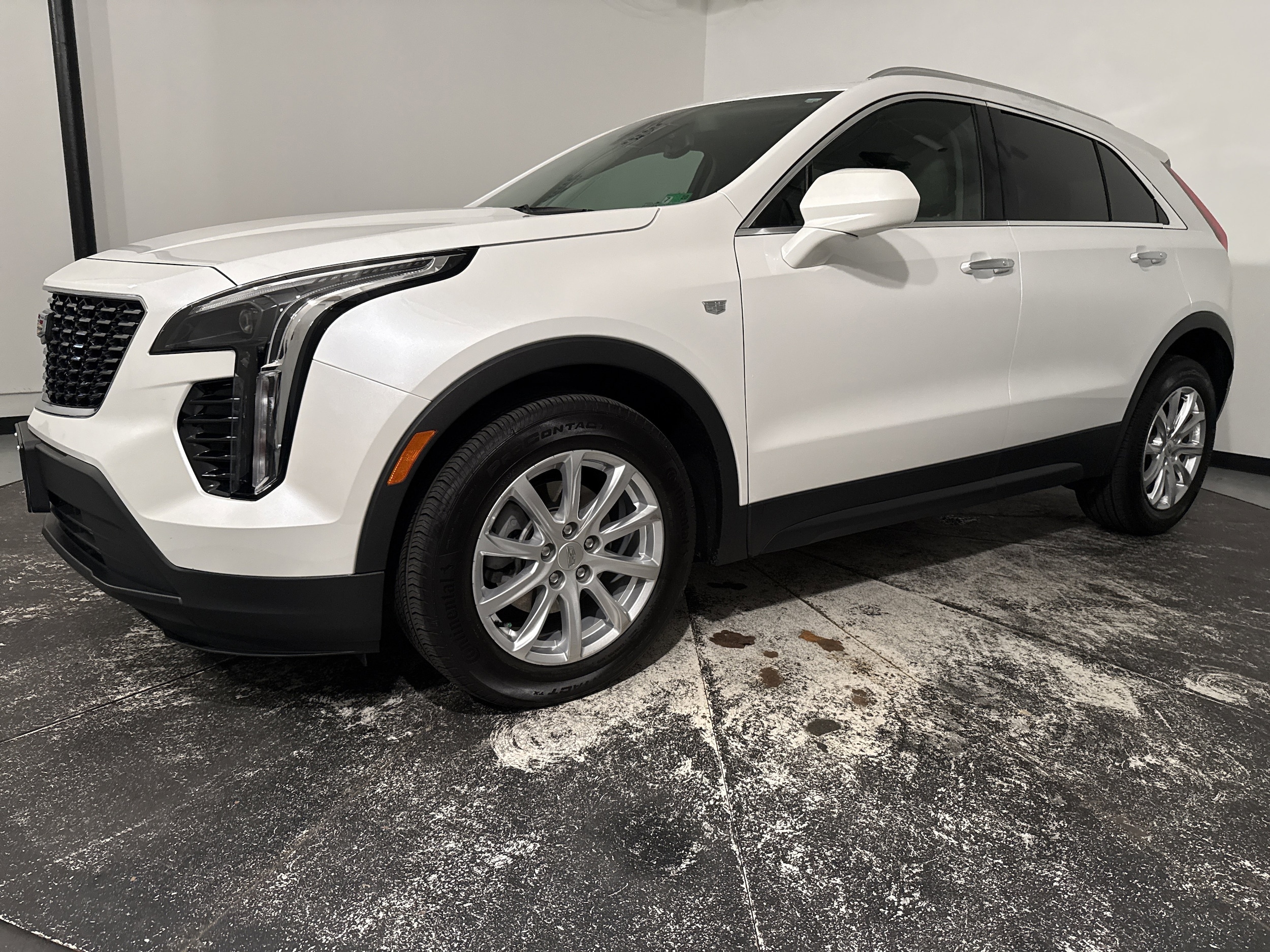 CADILLAC XT4 FWD Luxury