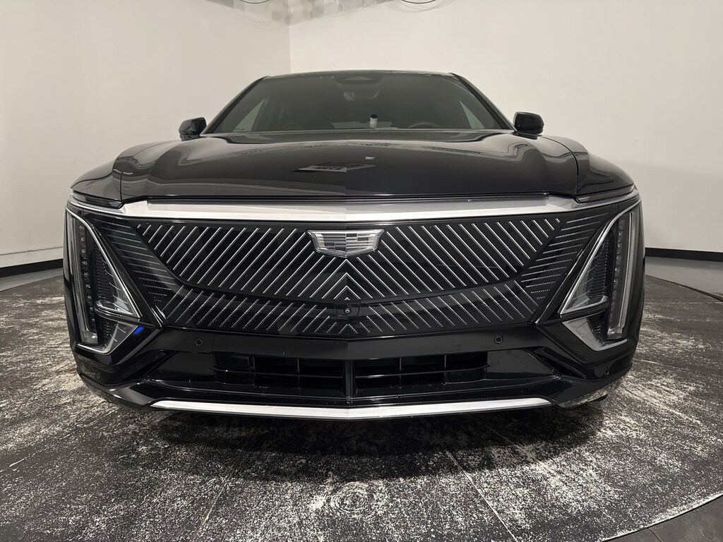 Used 2024 CADILLAC Lyriq Luxury SUV