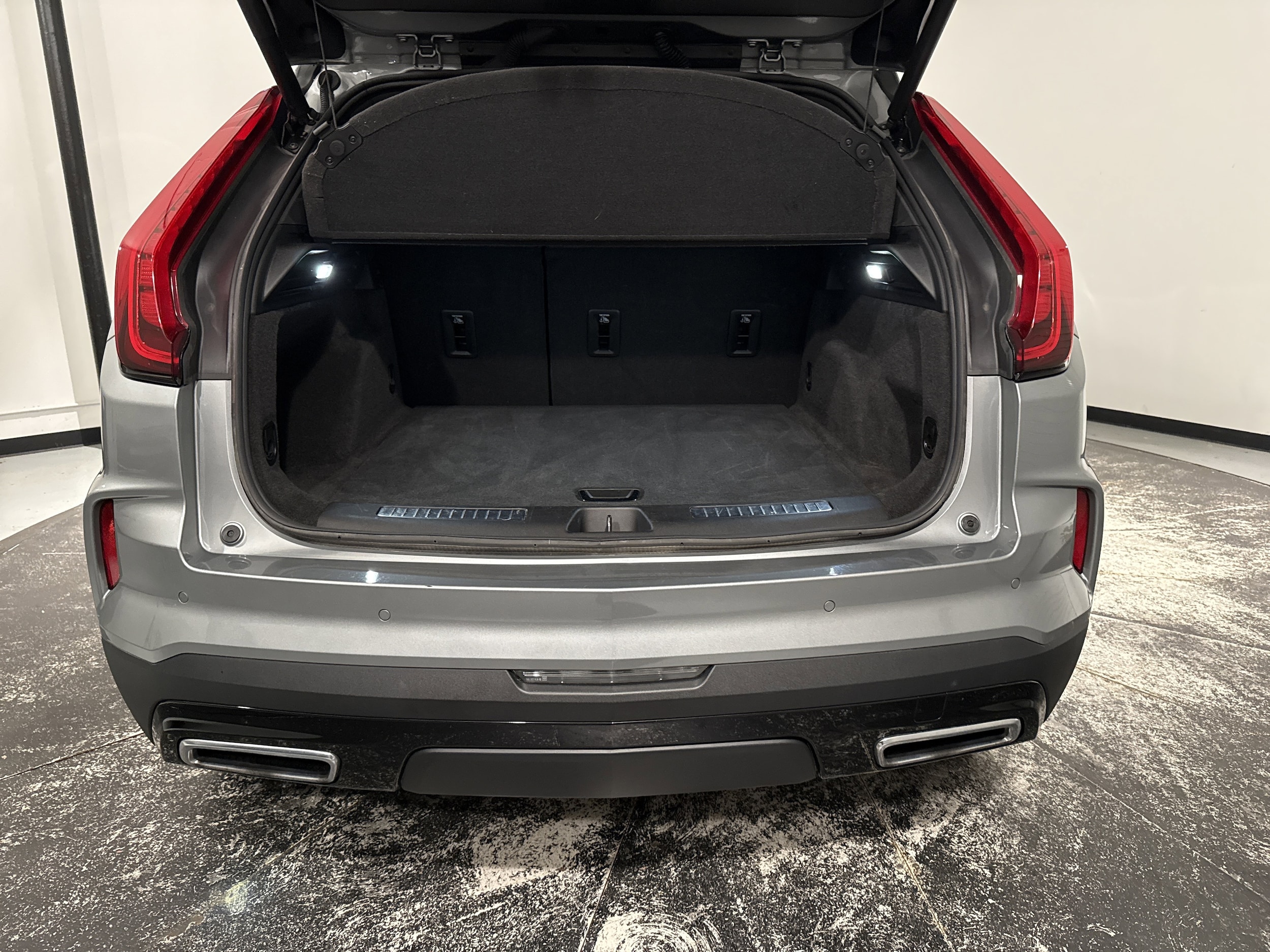 2025 CADILLAC XT4 AWD Premium Luxury photo 3