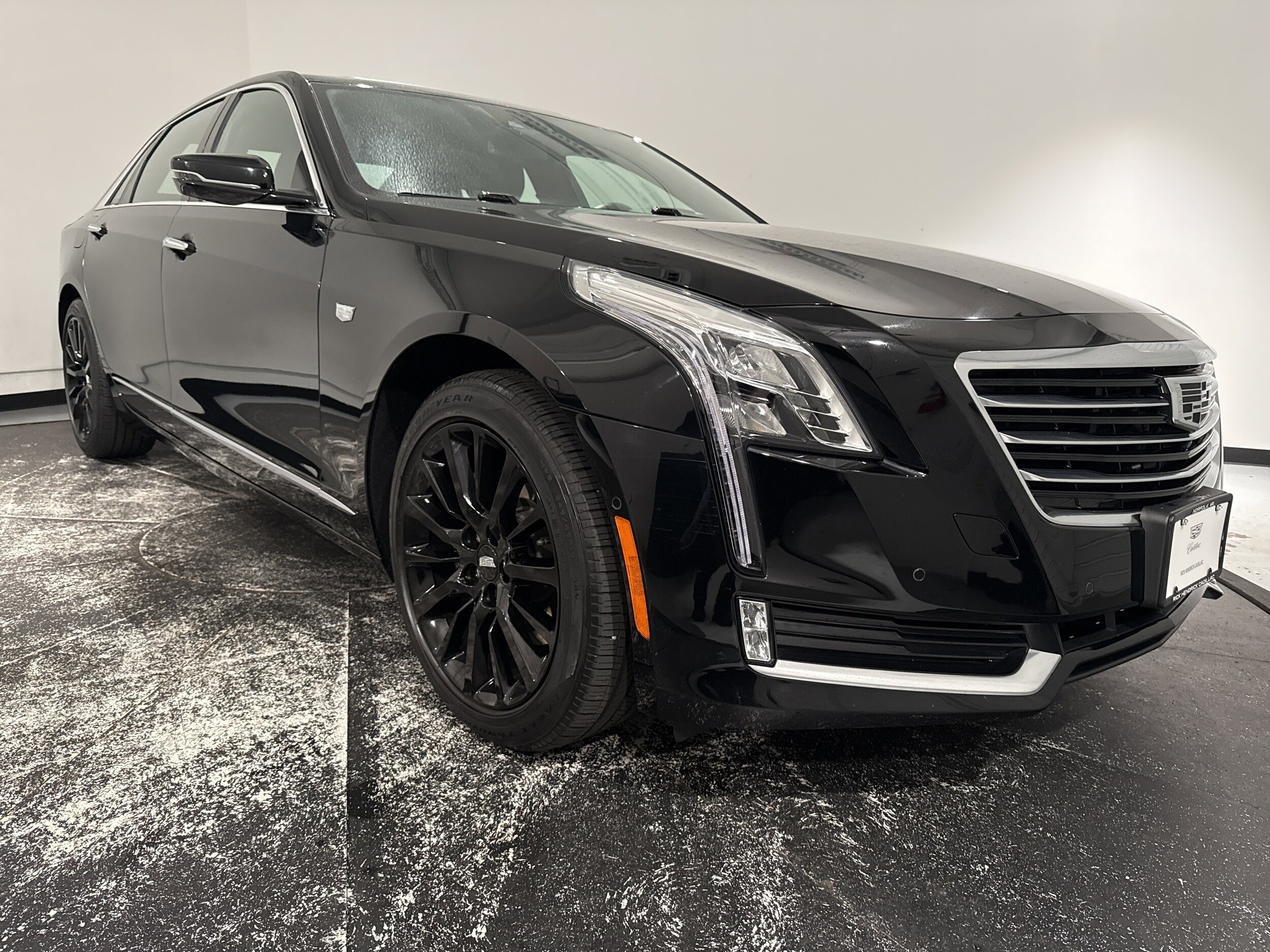 2018 Cadillac CT6 Luxury photo 2