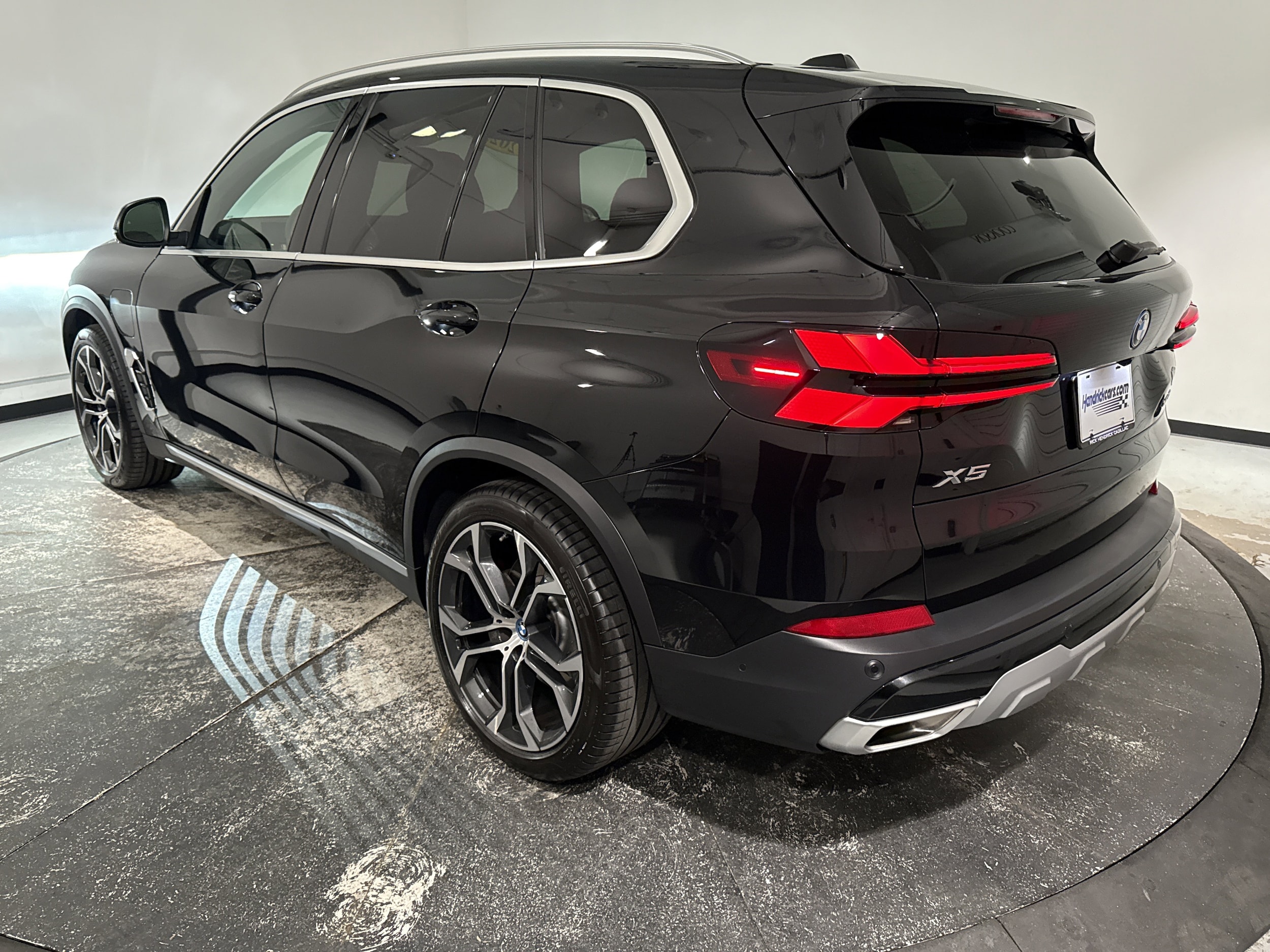 2025 BMW X5 xDrive50e photo 5