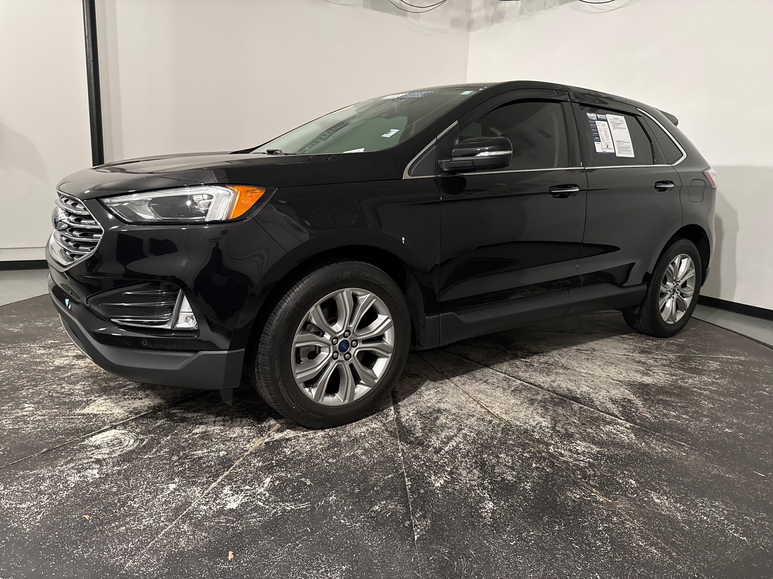 Ford Edge Titanium
