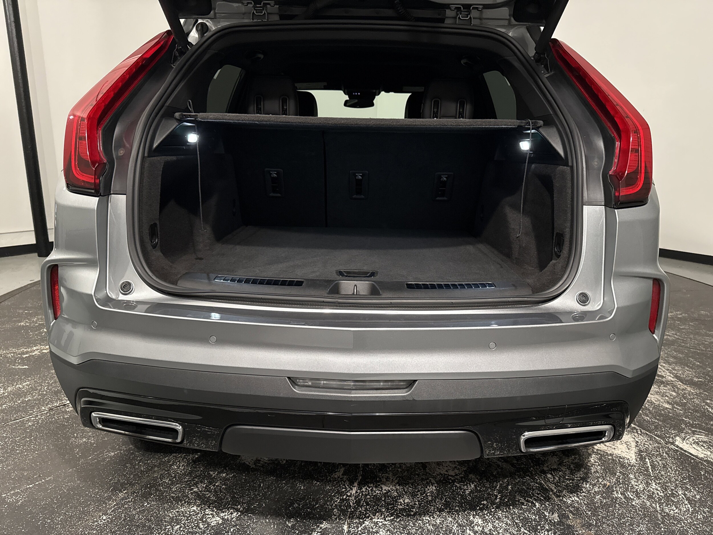 2024 CADILLAC XT4 AWD Premium Luxury photo 3