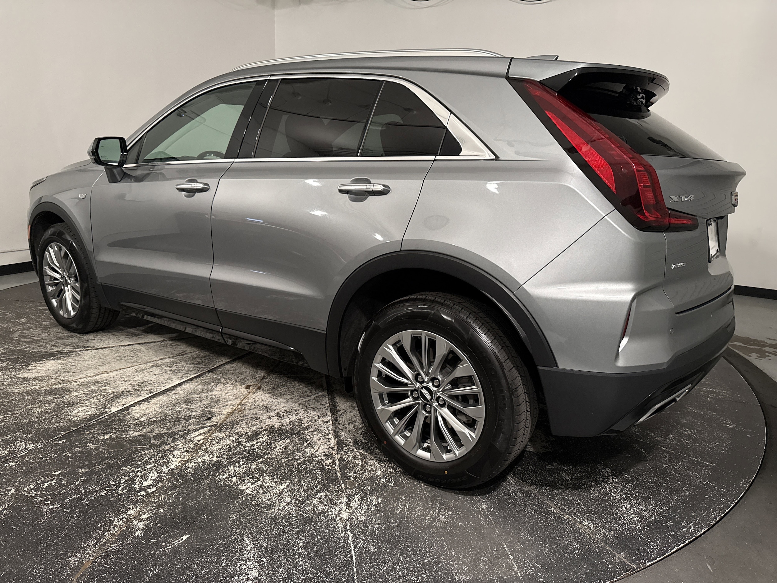 2024 CADILLAC XT4 AWD Premium Luxury photo 5