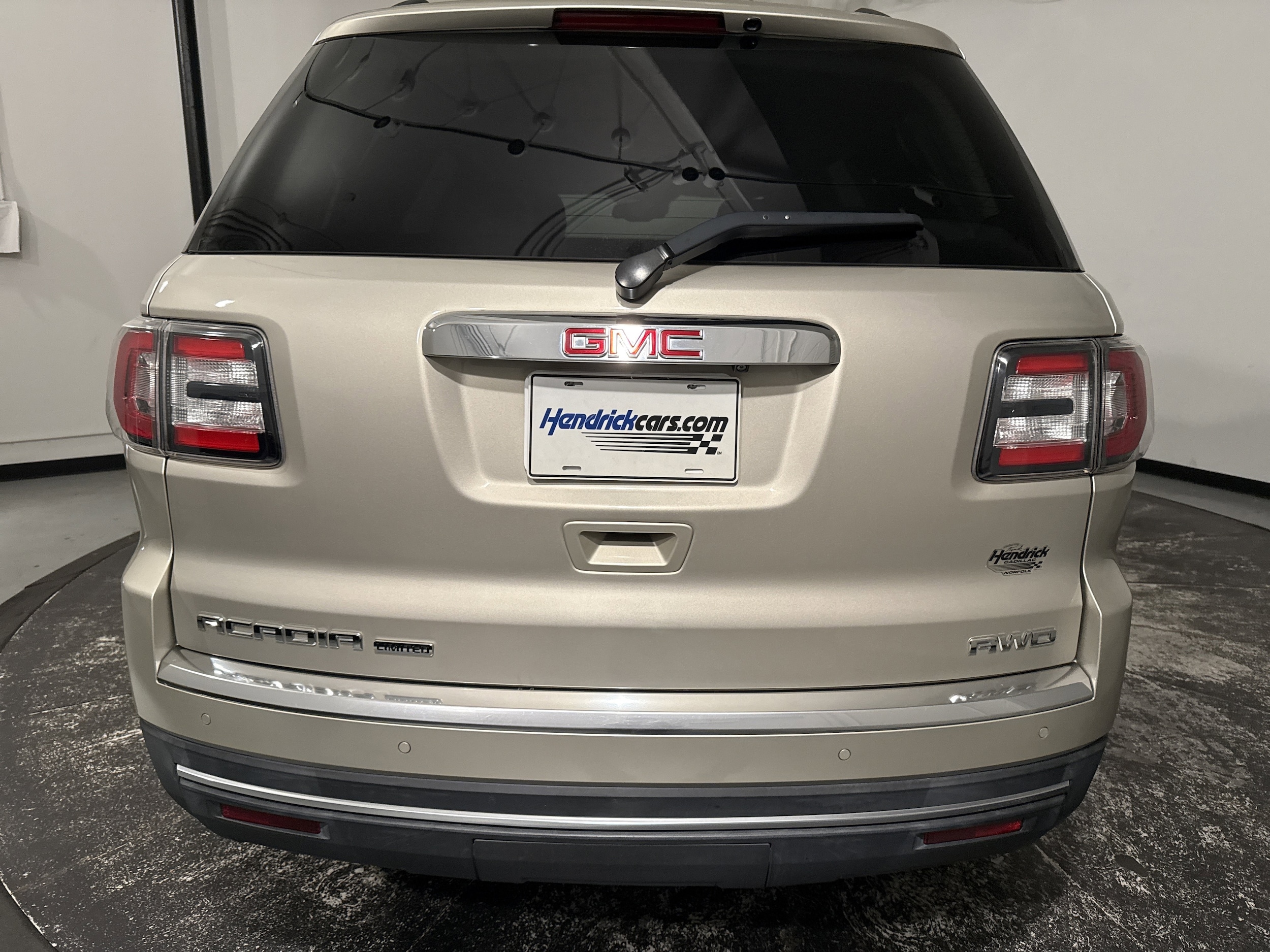 2017 GMC Acadia Limited Limited photo 3