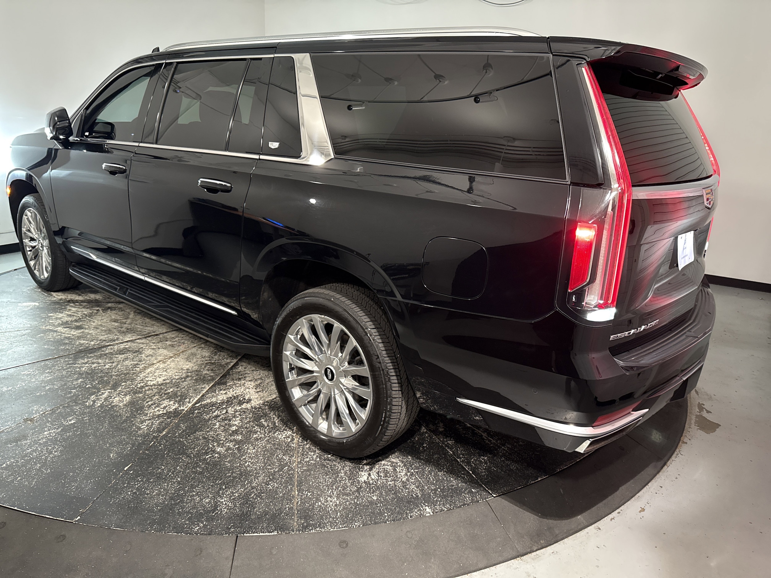 2023 CADILLAC Escalade ESV 4WD Premium Luxury photo 5