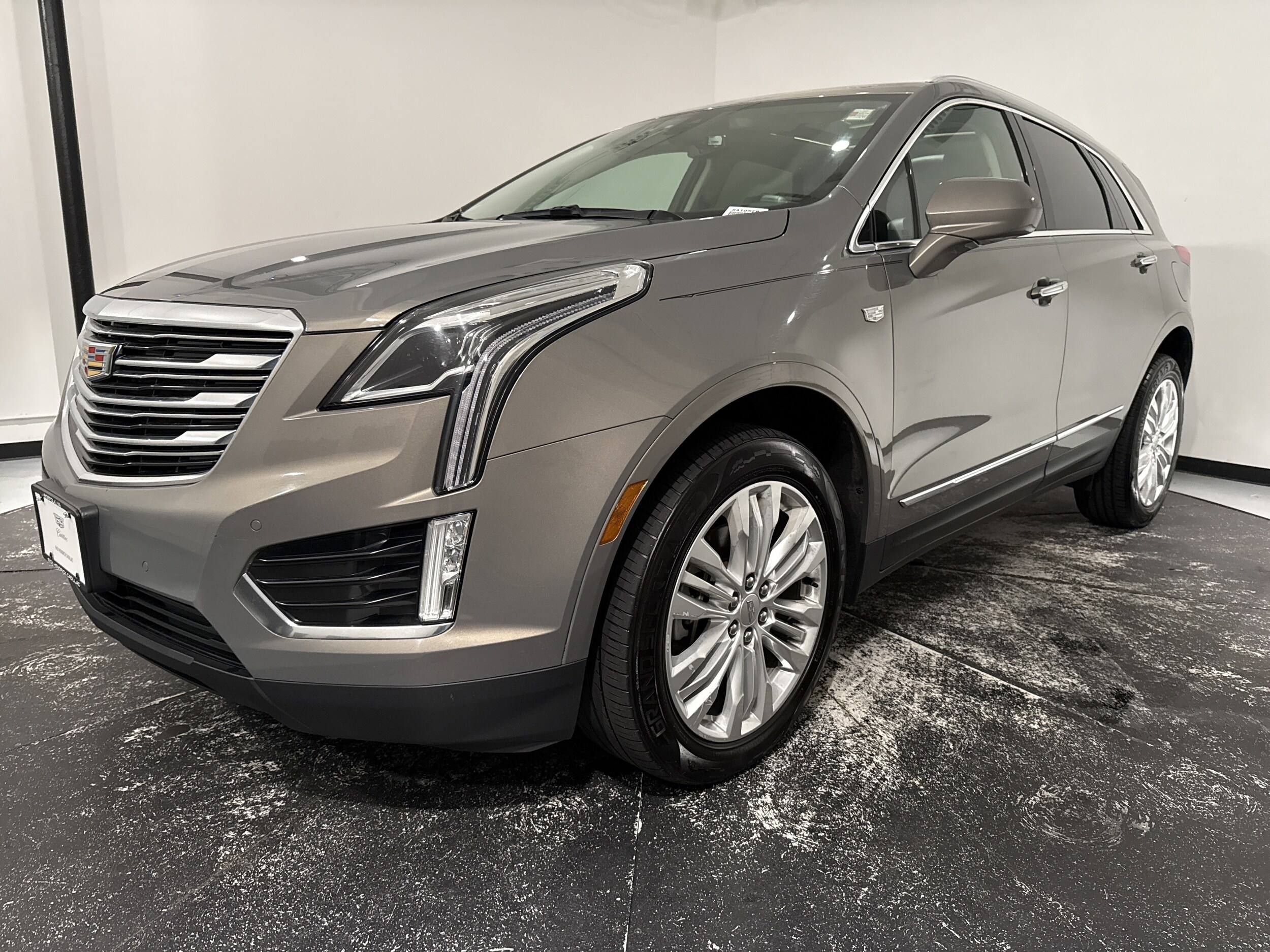 2019 Cadillac XT5 Premium Luxury photo 3