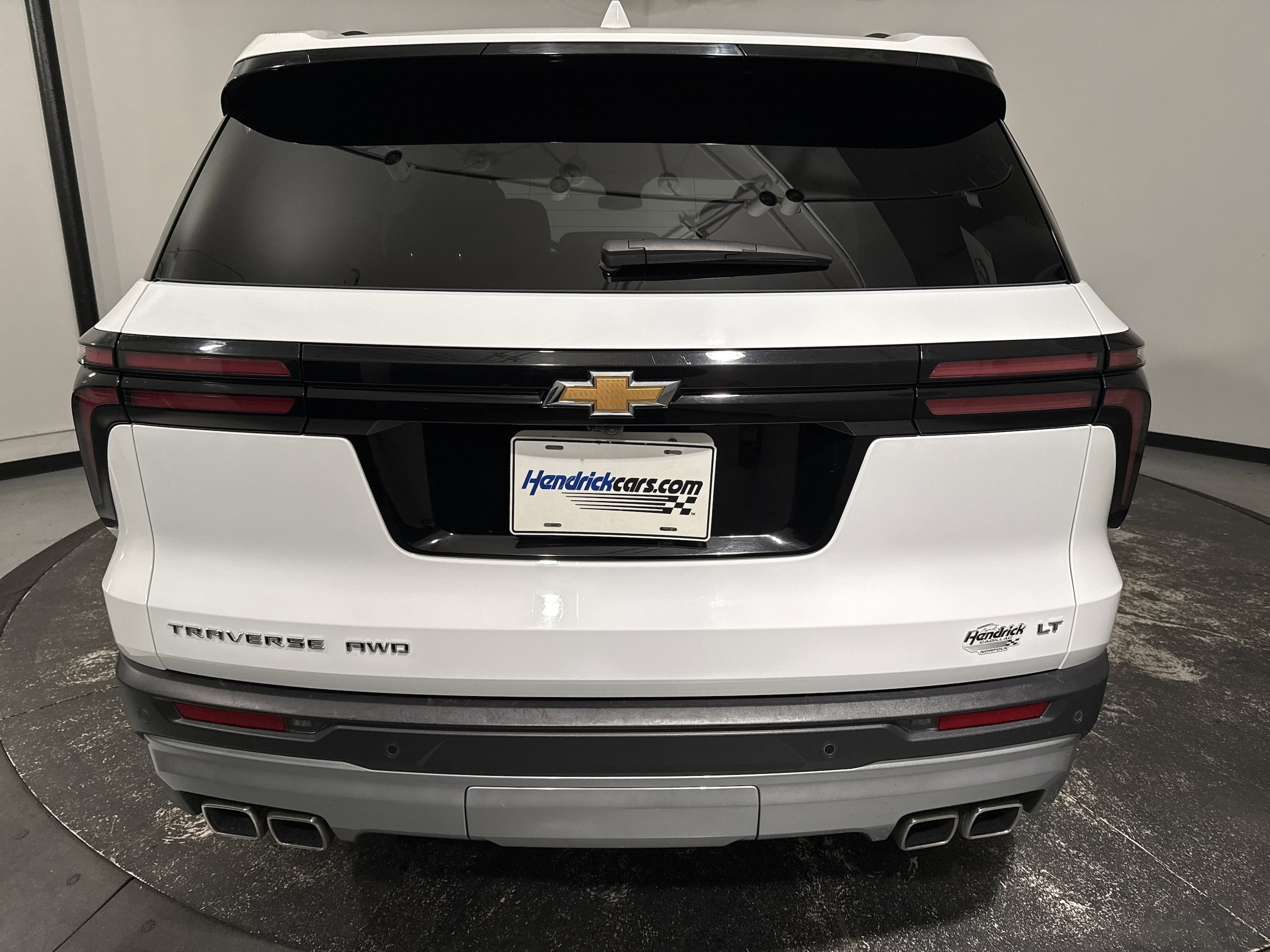 2024 Chevrolet Traverse AWD LT photo 6
