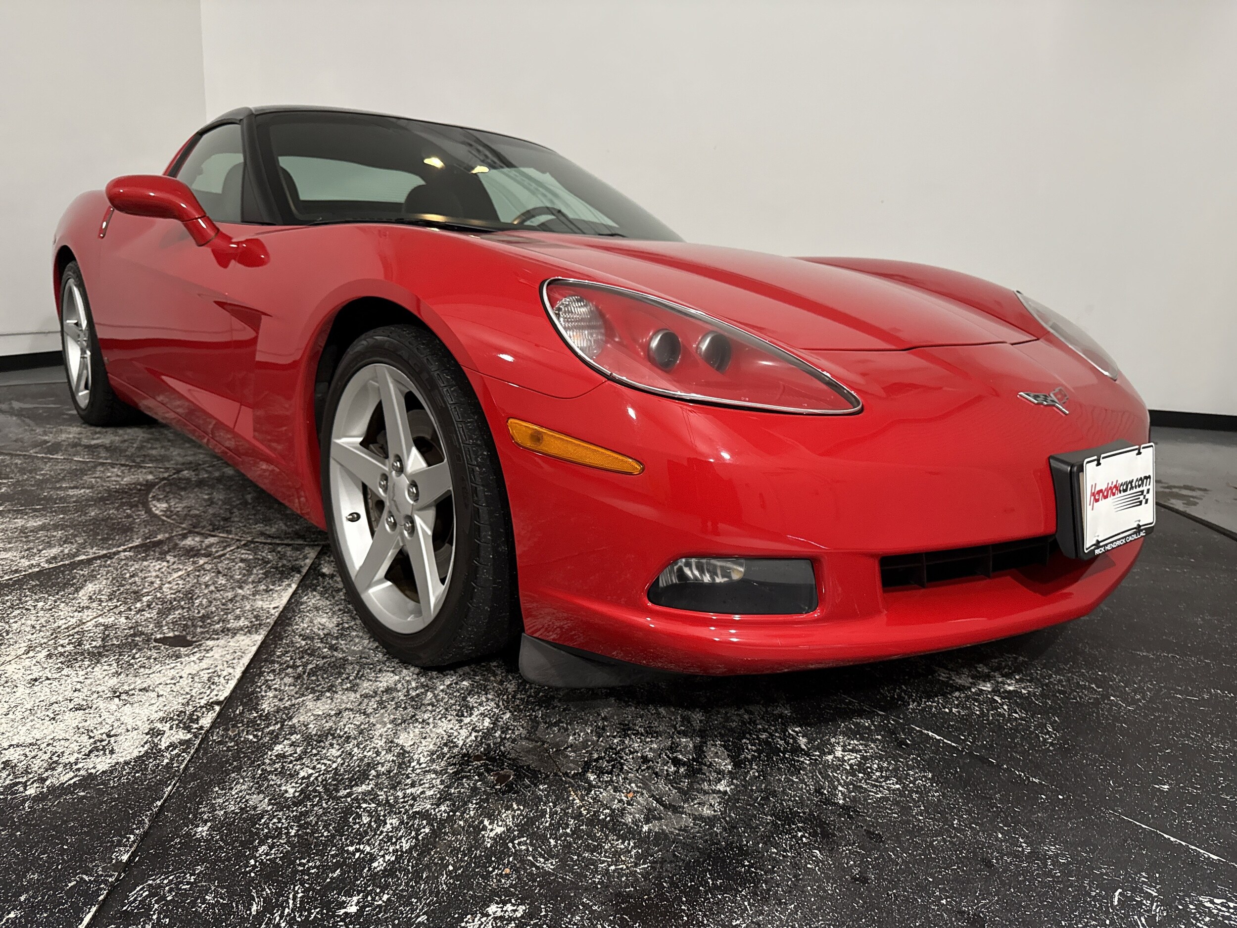 2007 Chevrolet Corvette photo 2