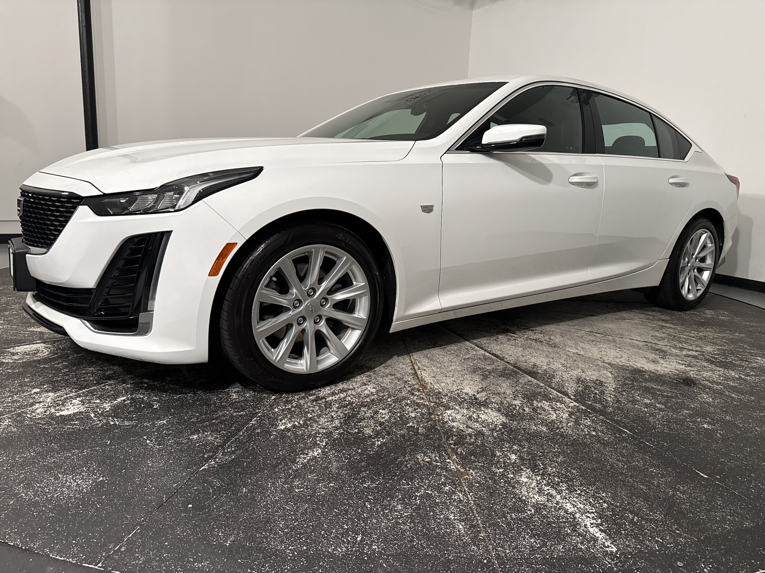 CADILLAC CT5 Luxury