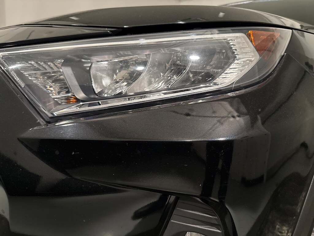 Used 2021 Toyota RAV4 XLE SUV