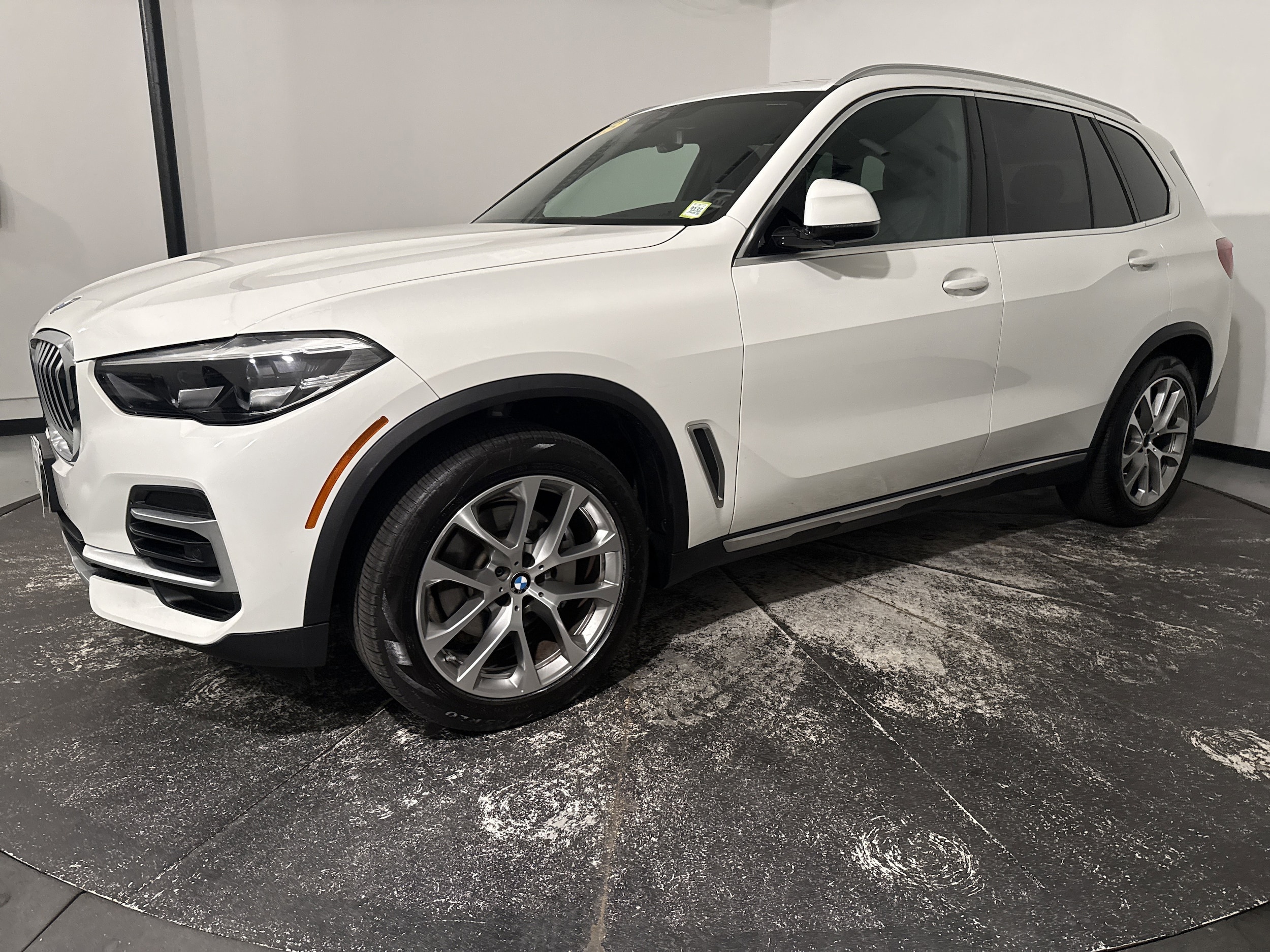 2023 BMW X5 xDrive40i photo 2