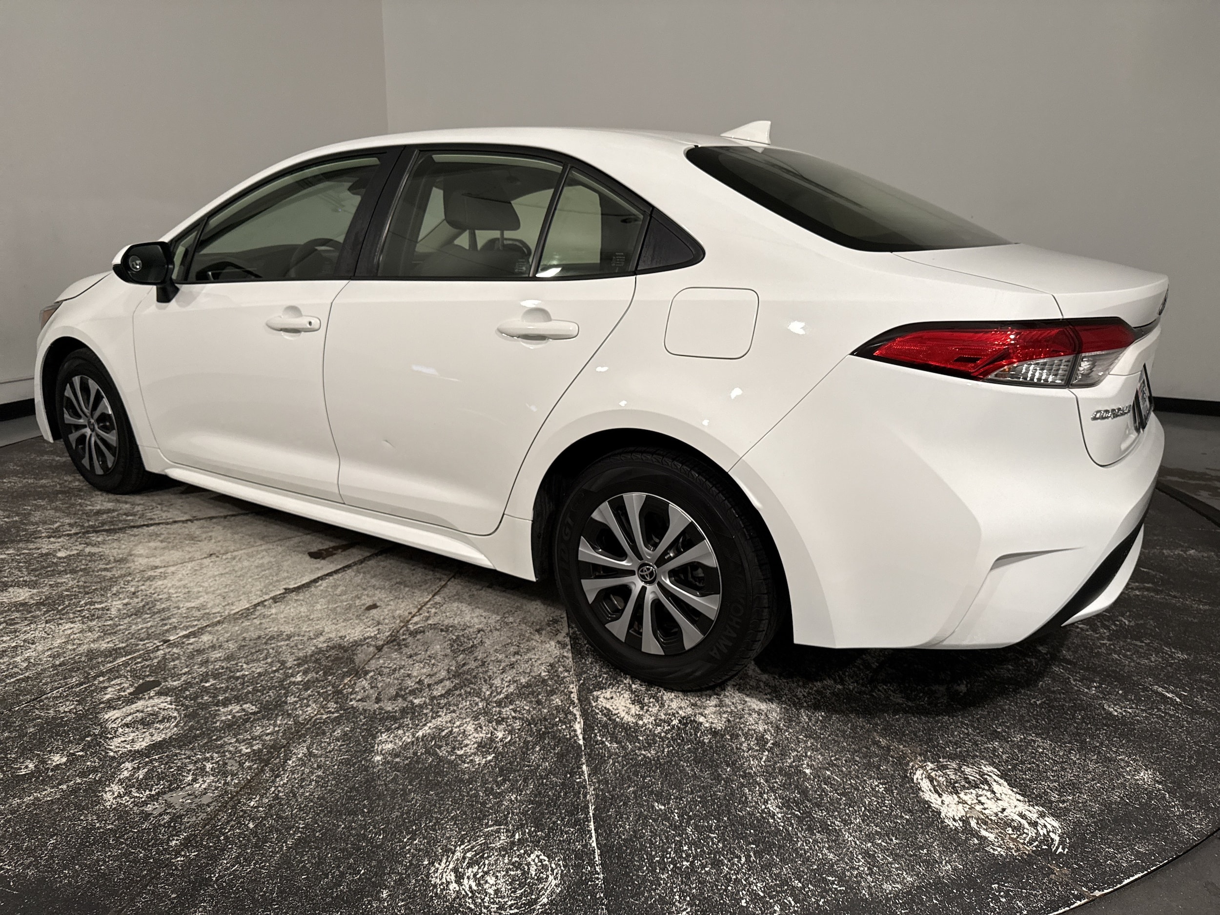 2022 Toyota Corolla Hybrid LE