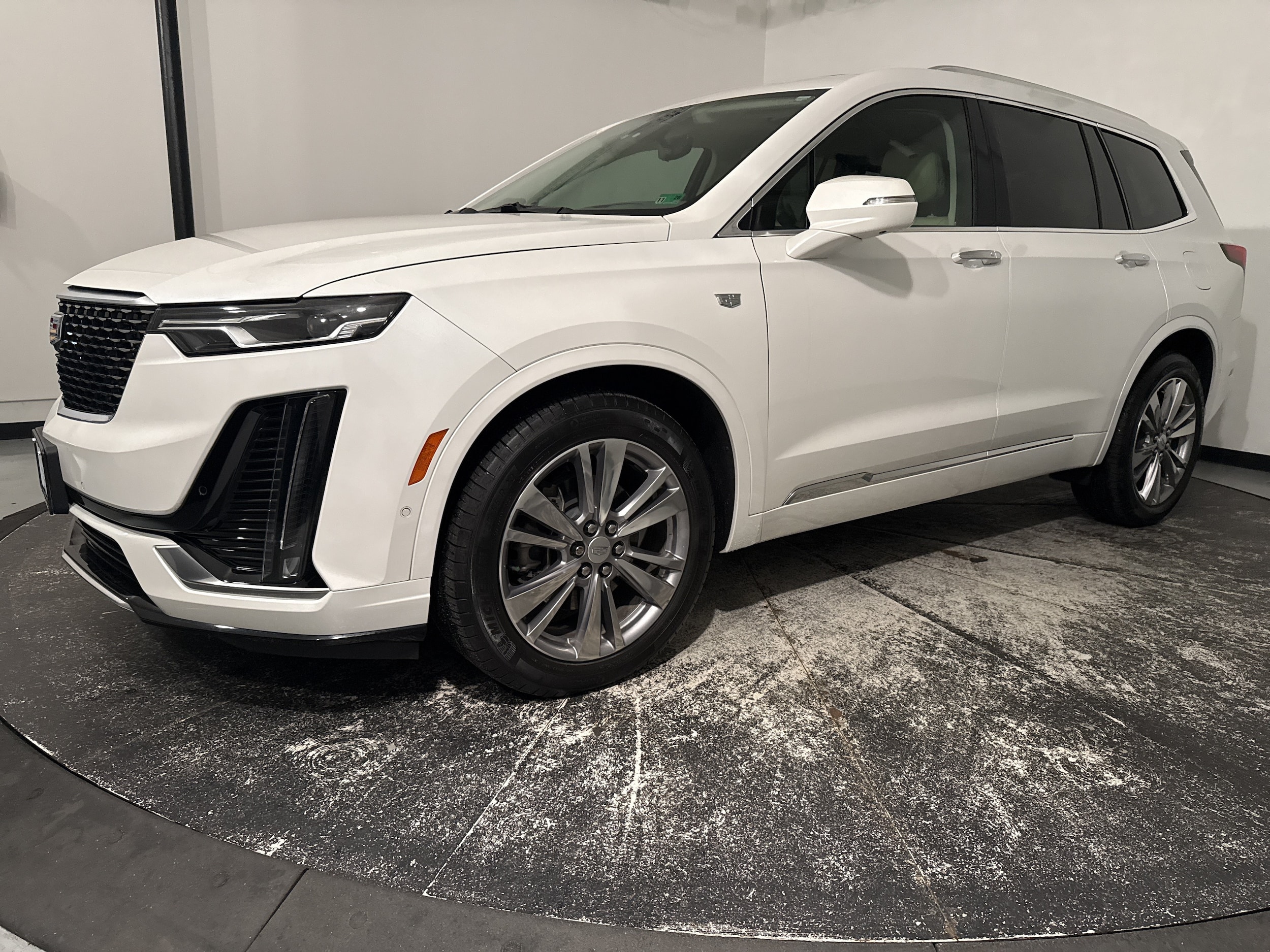 CADILLAC XT6 FWD Premium Luxury
