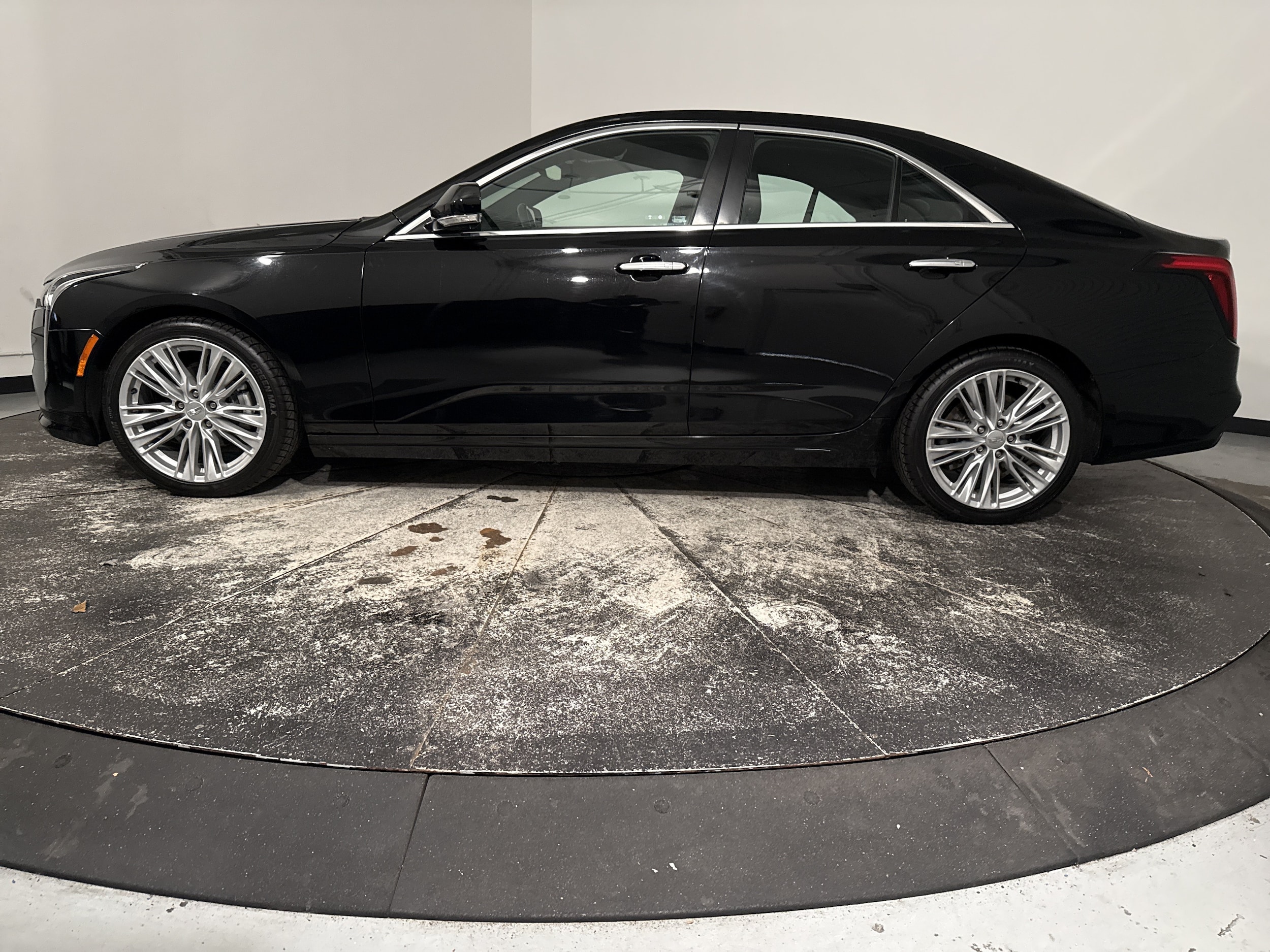 CADILLAC CT4 Premium Luxury