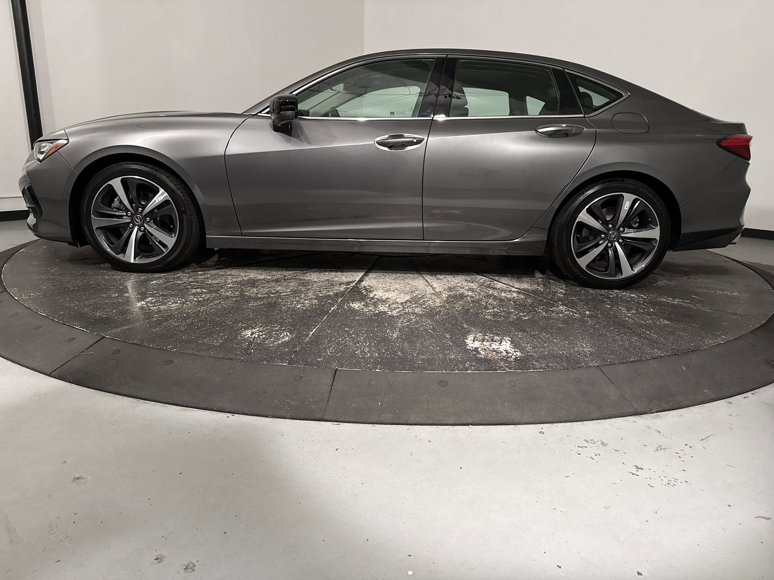 2025 Acura TLX w/Technology Package photo 4