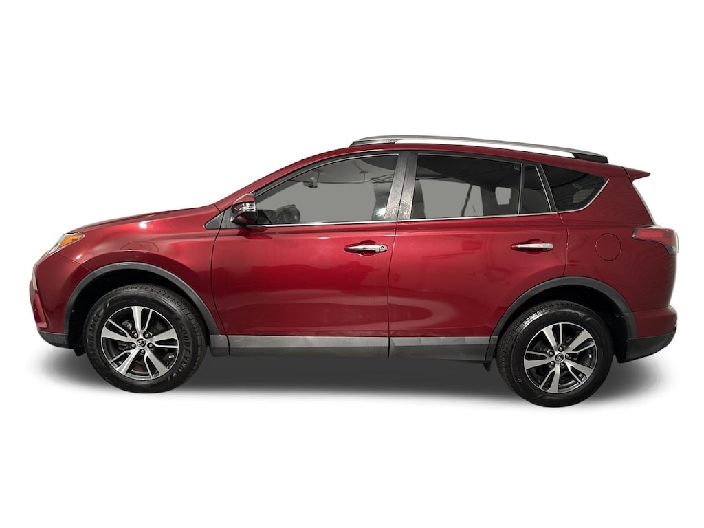 Used 2018 Toyota RAV4 XLE SUV