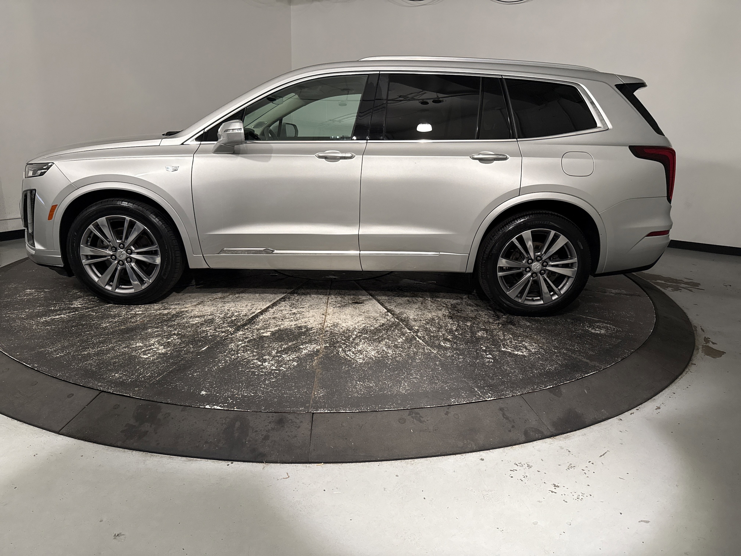 2020 CADILLAC XT6 FWD Premium Luxury photo 3